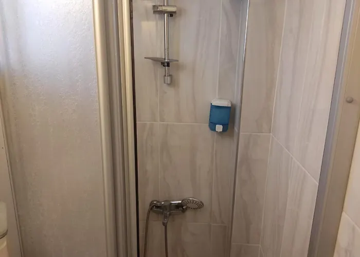 מלון Villa Hotel גומולדור