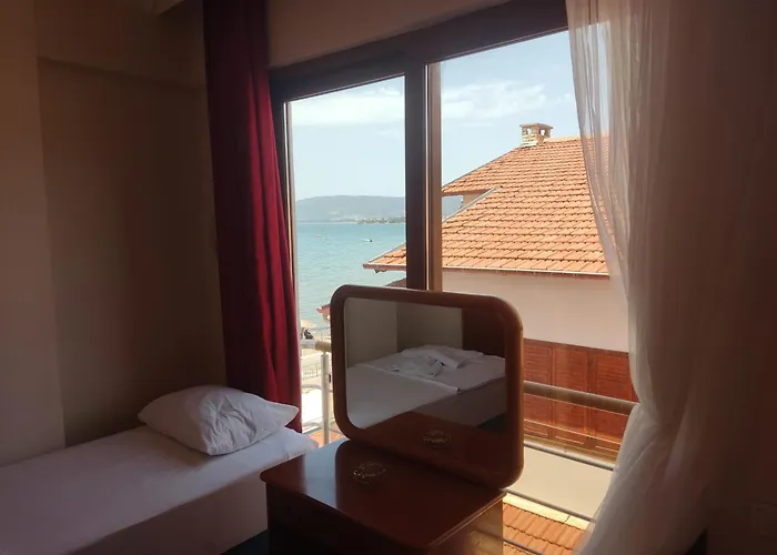 מלון Villa Hotel גומולדור